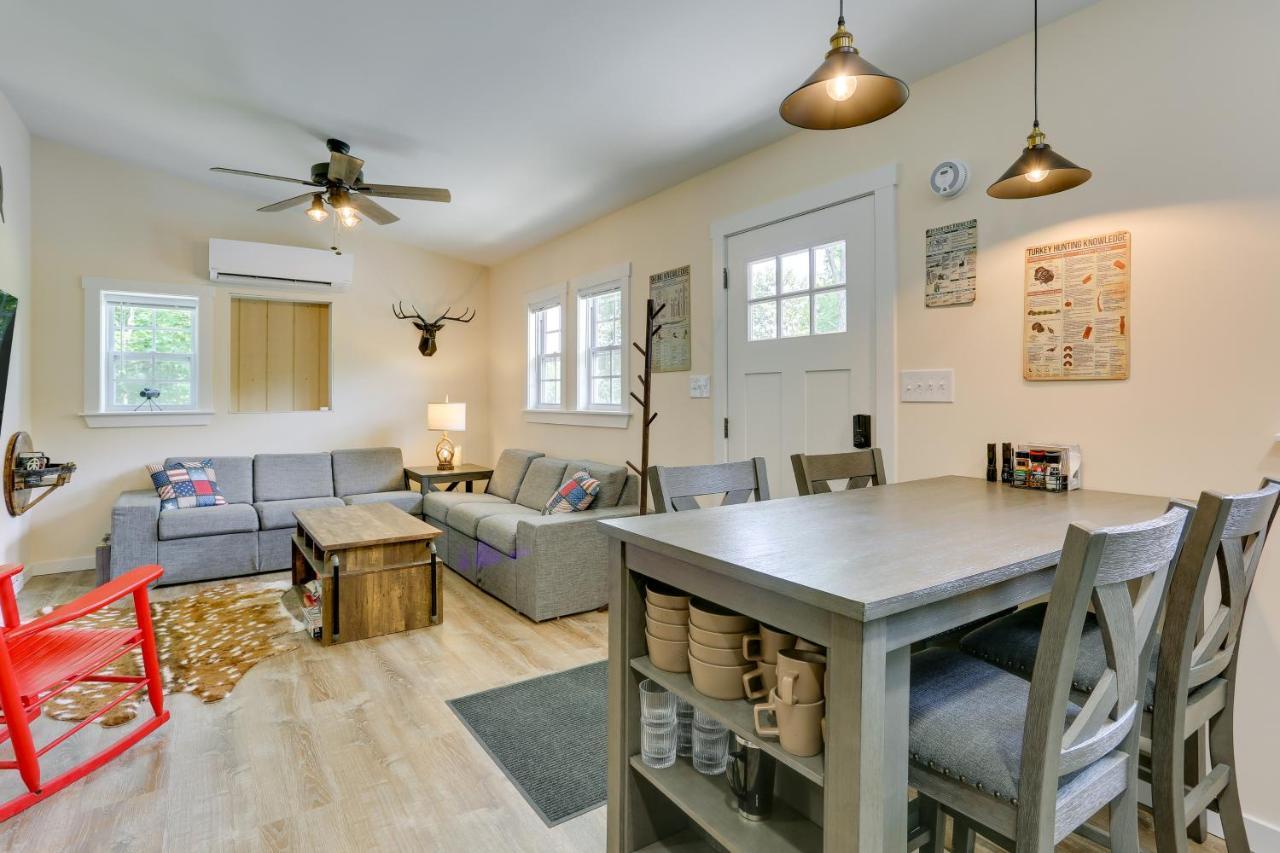 Secluded Poconos Cabin With Fire Pit On 75 Acres! East Stroudsburg Zewnętrze zdjęcie